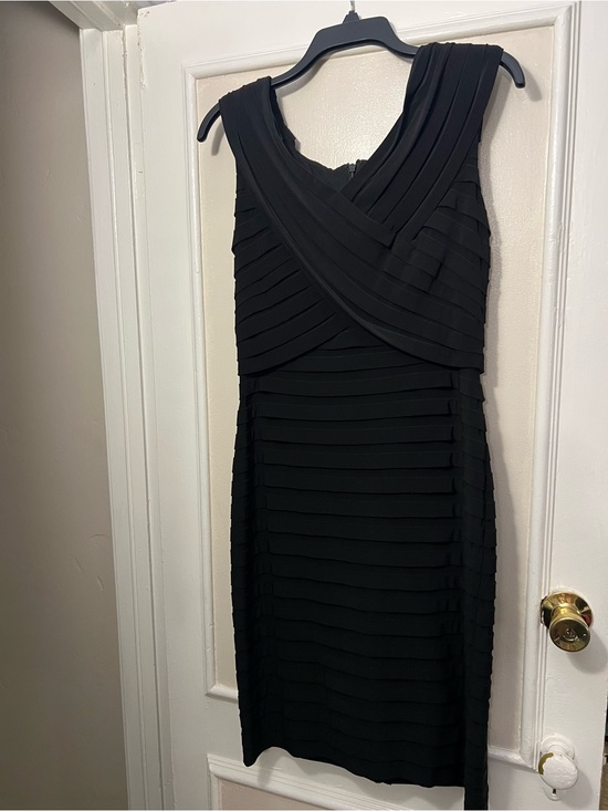 Adrianna Papell Dresses & Skirts - Adrianna Papell Black Sleeveless Bandage Midi Dress